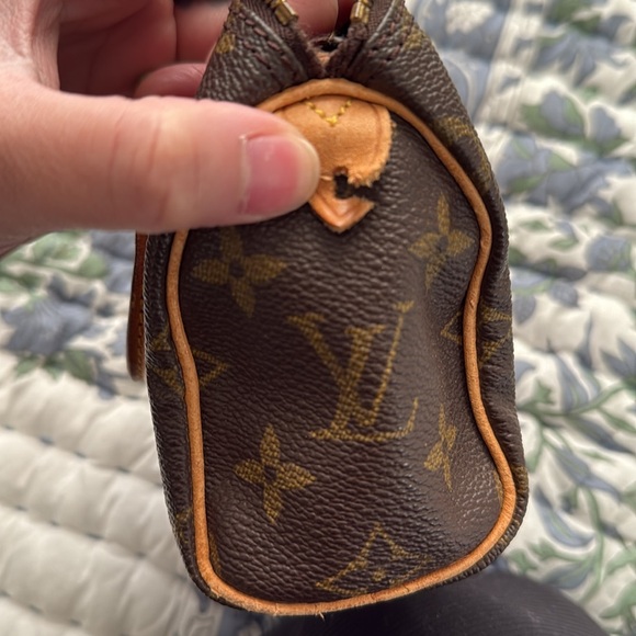 Louis Vuitton Mini Speedy - Picture 6 of 17